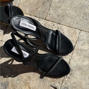 Steve Madden Elegant Black Heels